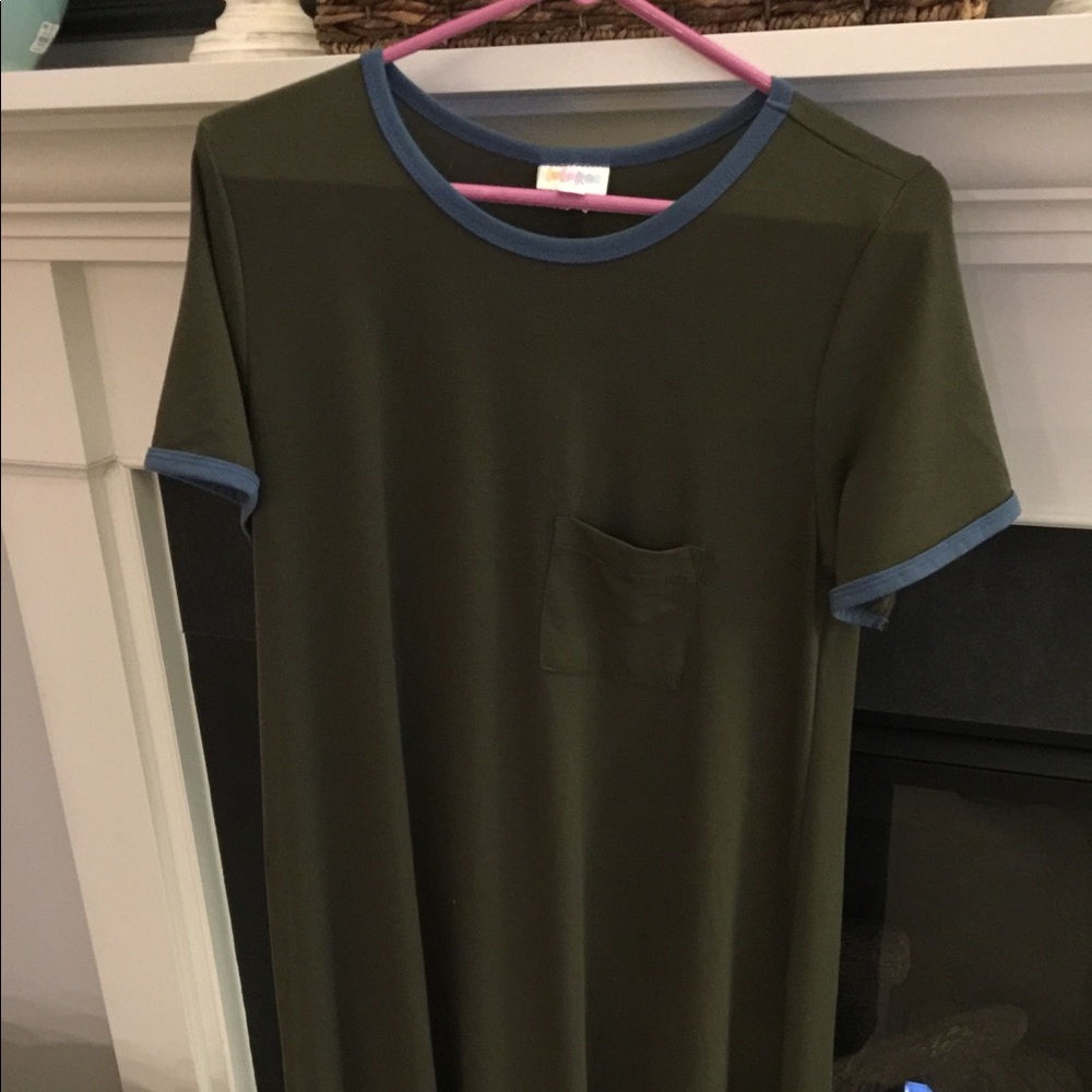 LuLaRoe Carly smoke free home